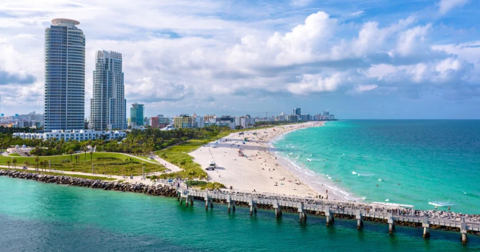 Water Sports in Miami: Jet Skiing, Paddleboarding, and Beyond